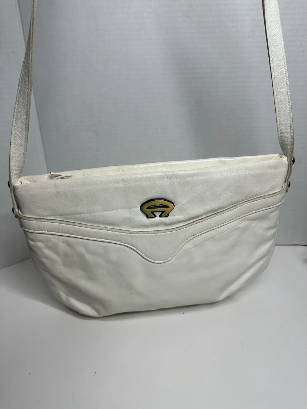Etienne Aigner White Shoulder Bag with Gold Logo